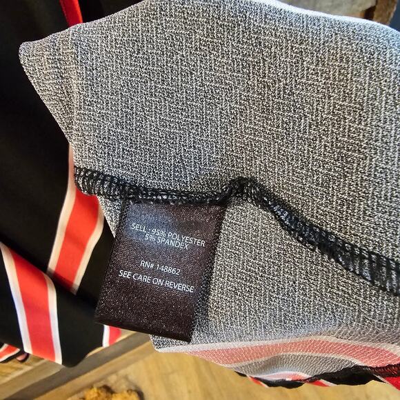 Torrid Black Red Striped Surplice Faux Wrap Hi-Low Sleeveless Dress Plus Size 3X - Picture 8 of 8